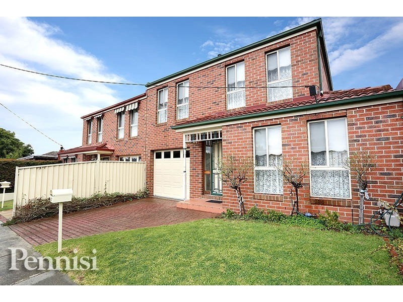 37 Orange Grove, Essendon North VIC 3041