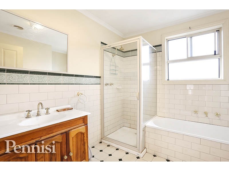 37 Orange Grove, Essendon North VIC 3041