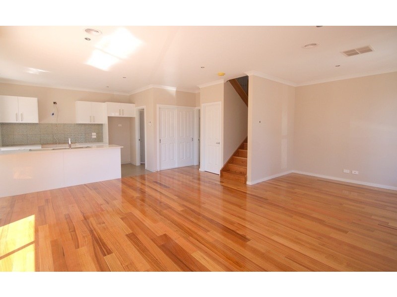 1/5 Daley Street, Glenroy VIC 3046