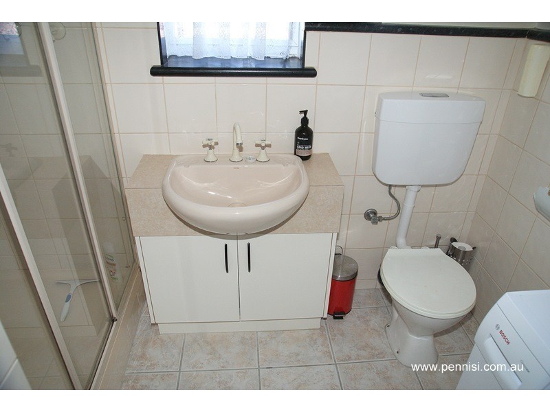 5/1A Gilbertson Street,, Essendon North VIC 3041