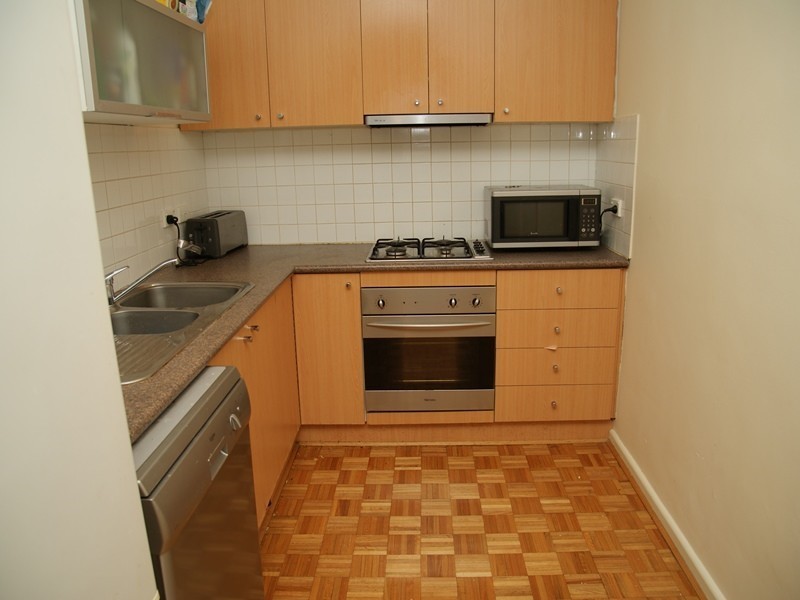 3/12 Forrester Street, Essendon VIC 3040