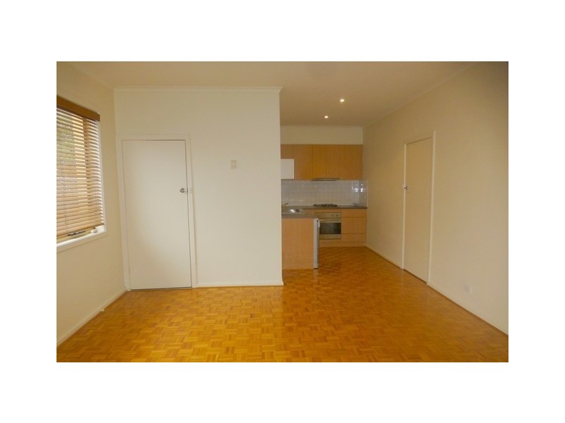 3/12 Forrester Street, Essendon VIC 3040