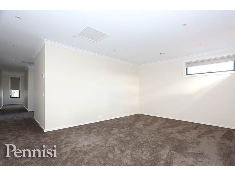112 Deakin Street, Essendon VIC 3040