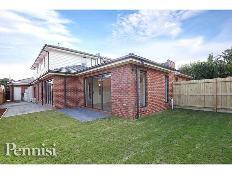 112 Deakin Street, Essendon VIC 3040
