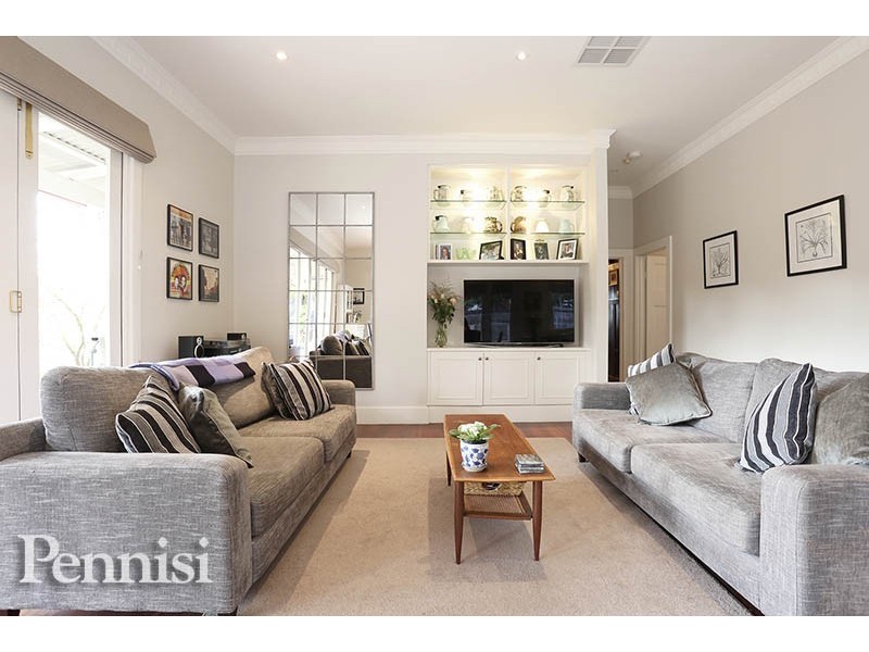 27 McCracken Street, Essendon VIC 3040
