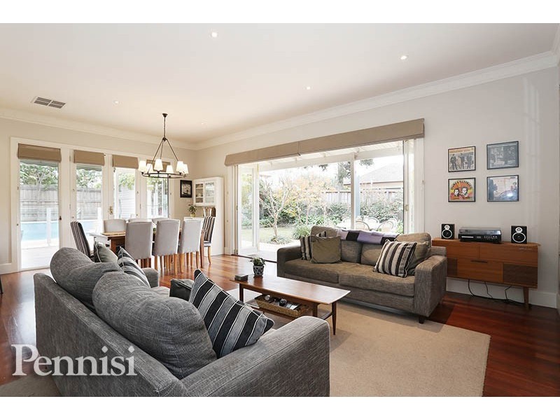 27 McCracken Street, Essendon VIC 3040