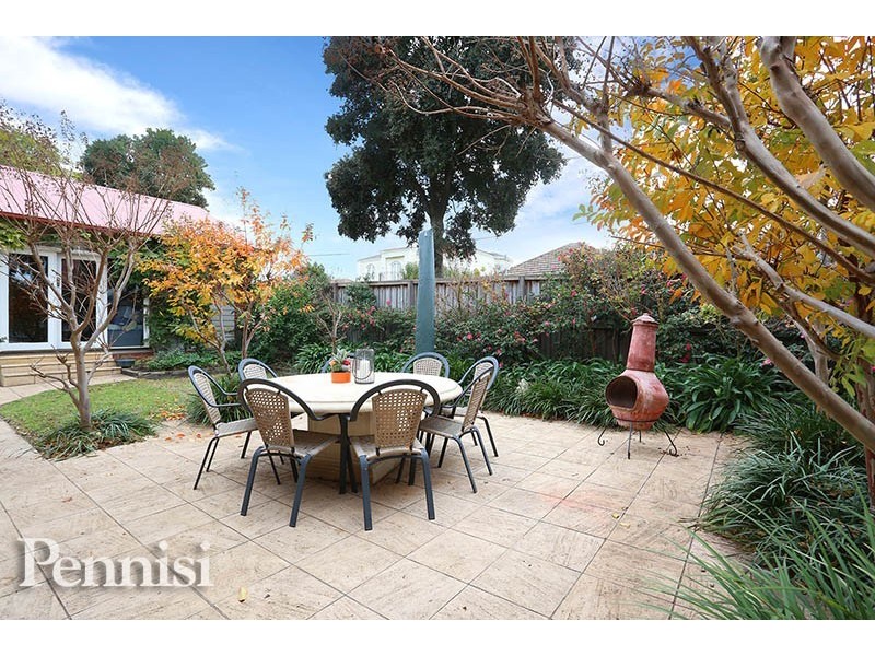 27 McCracken Street, Essendon VIC 3040