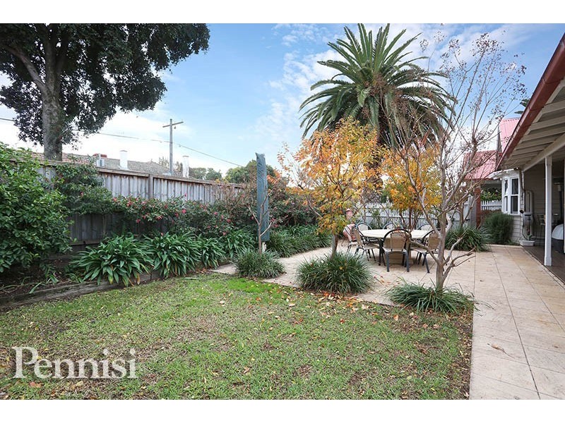 27 McCracken Street, Essendon VIC 3040