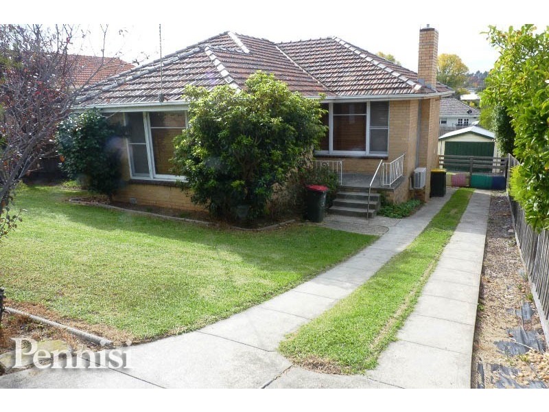 56 Willonga Street,, Strathmore VIC 3041