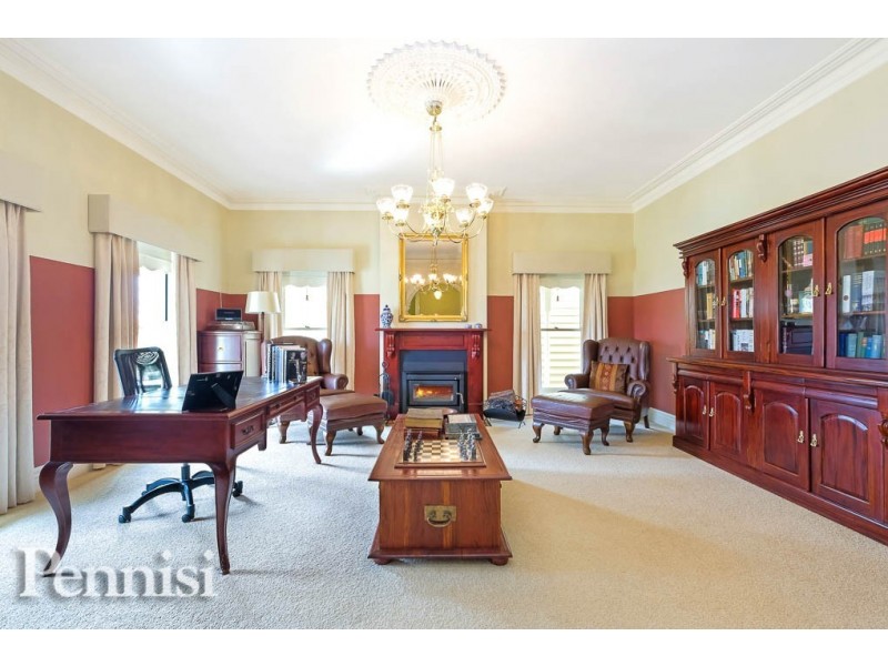 4 Doriemus Court, New Gisborne VIC 3438