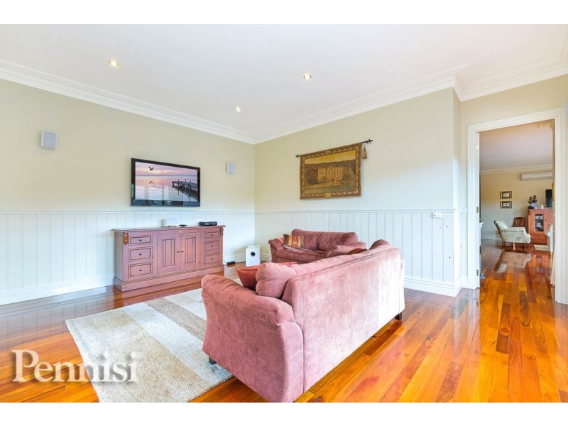 4 Doriemus Court, New Gisborne VIC 3438