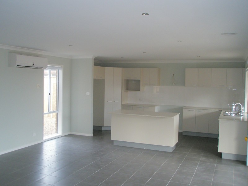 65 Serle Street,, Doreen VIC 3754