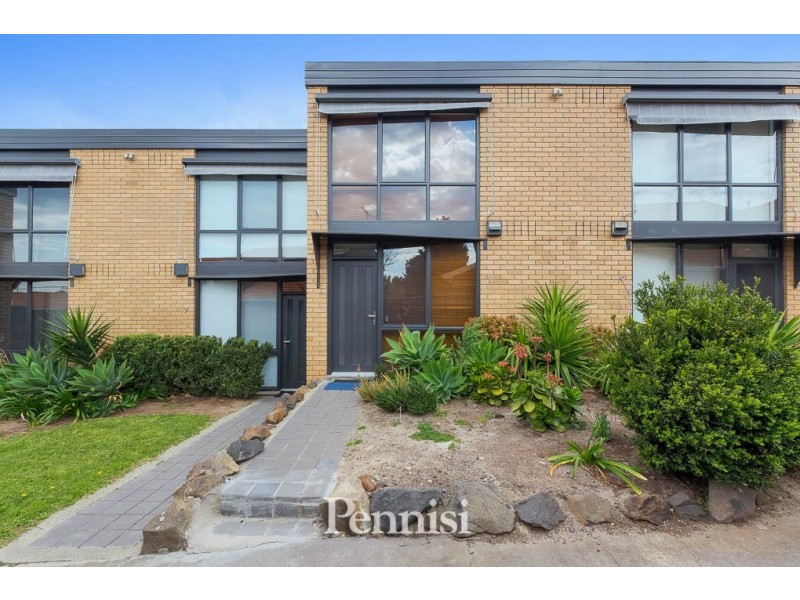 8/11 Grandview Avenue, Maribyrnong VIC 3032