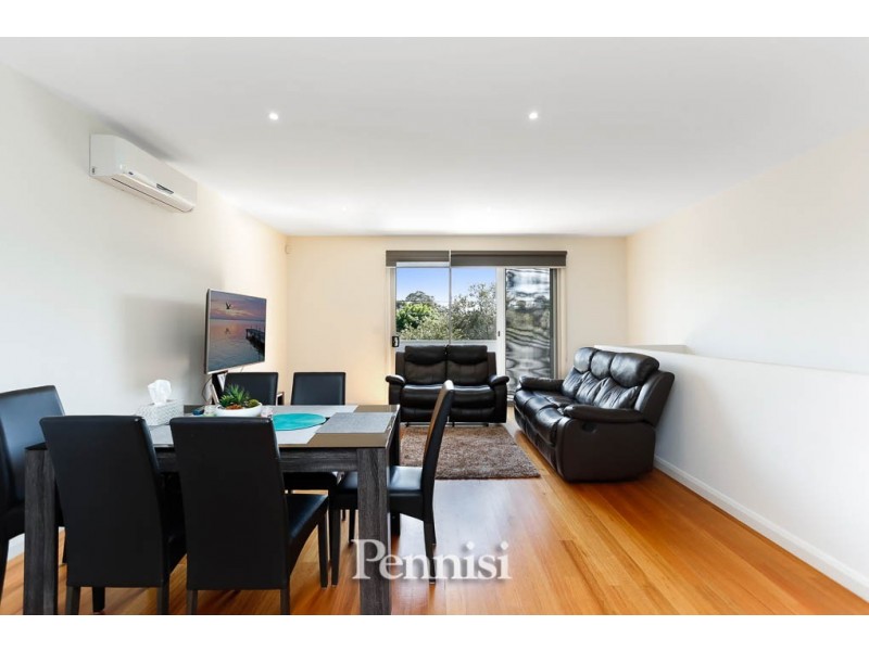 17 Stewart Street, Pascoe Vale VIC 3044