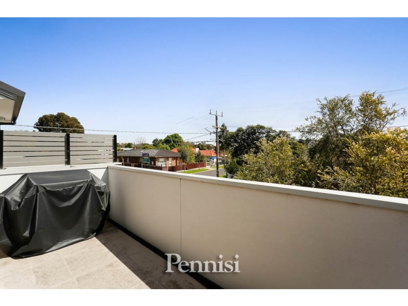 17 Stewart Street, Pascoe Vale VIC 3044