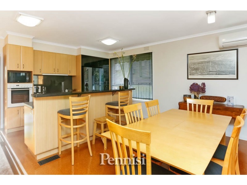 16 Beryl Street, Essendon West VIC 3040