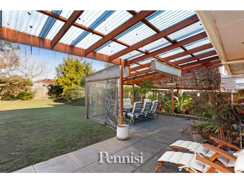 16 Beryl Street, Essendon West VIC 3040