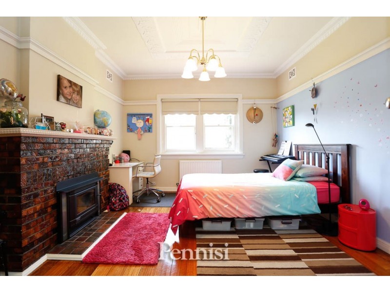 36 Fawkner Street, Aberfeldie VIC 3040