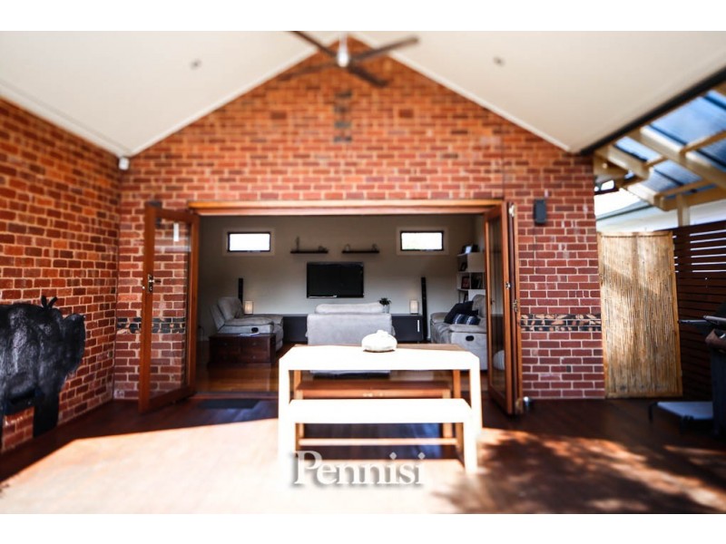 36 Fawkner Street, Aberfeldie VIC 3040