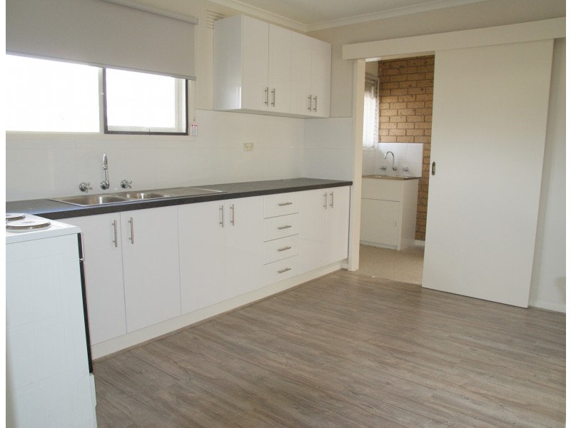 2/46 York Street, Airport West VIC 3042