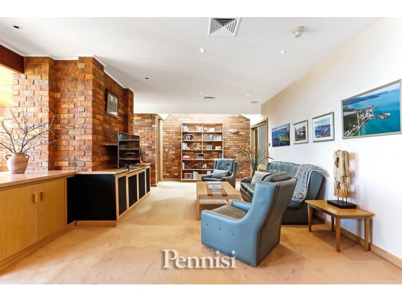 2 Tan Court, Keilor VIC 3036