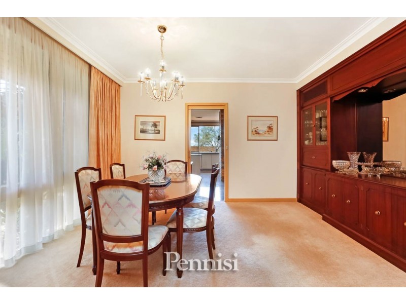 2 Tan Court, Keilor VIC 3036