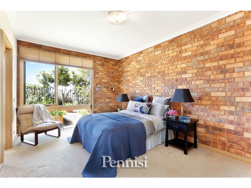 2 Tan Court, Keilor VIC 3036