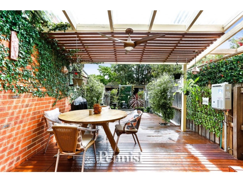 2/348 Buckley Street, Essendon VIC 3040