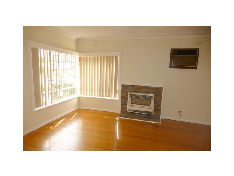 5 Thorndon Drive,, St Albans VIC 3021