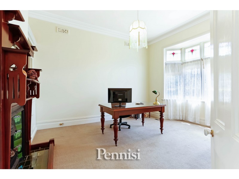 54 Robb Street, Essendon VIC 3040