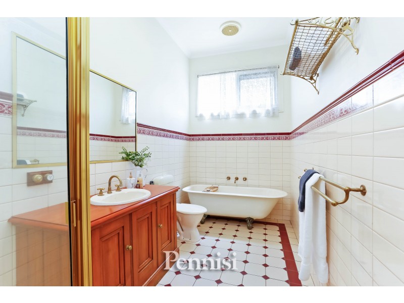 54 Robb Street, Essendon VIC 3040