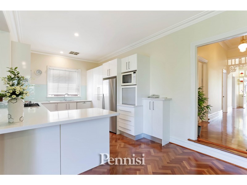 54 Robb Street, Essendon VIC 3040