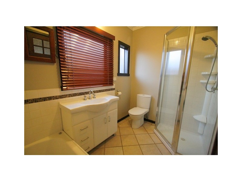 43 Berembong Drive, Keilor East VIC 3033