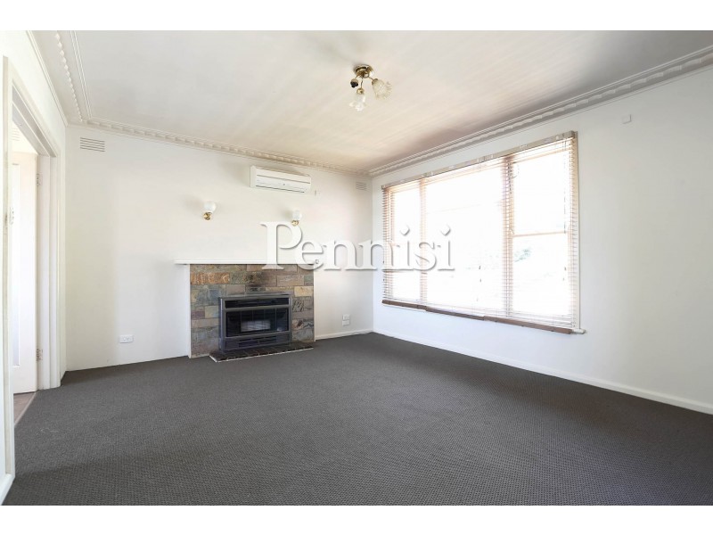 56 Willonga Street, Strathmore VIC 3041