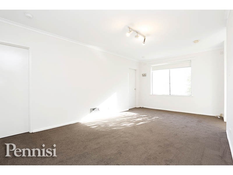 6/15 Woodvale Close, Essendon VIC 3040