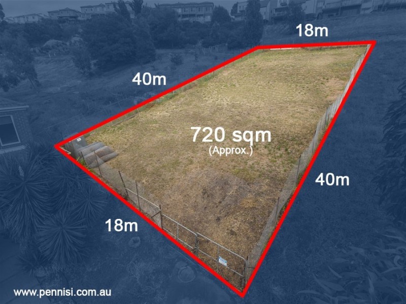 24 Primula Boulevard, Gowanbrae VIC 3043