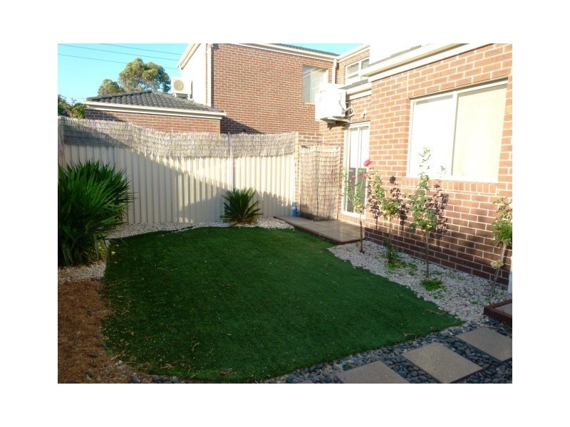 2/123 Melrose Drive,, Tullamarine VIC 3043