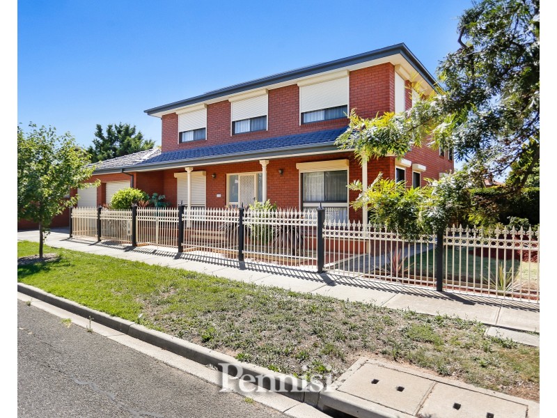 2 Mccallum Road, Keilor VIC 3036
