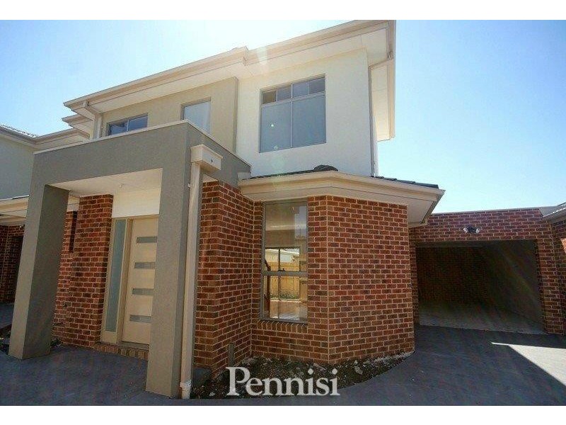 2/5 Daley Street, Glenroy VIC 3046