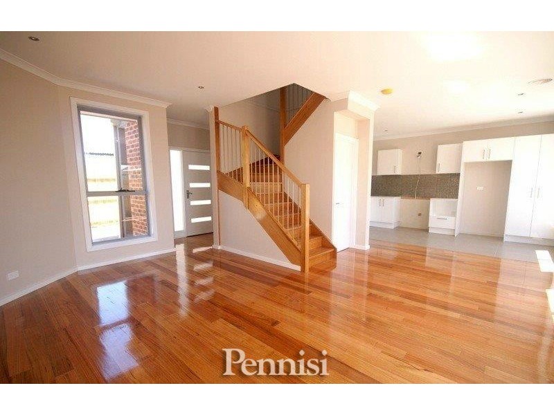 2/5 Daley Street, Glenroy VIC 3046