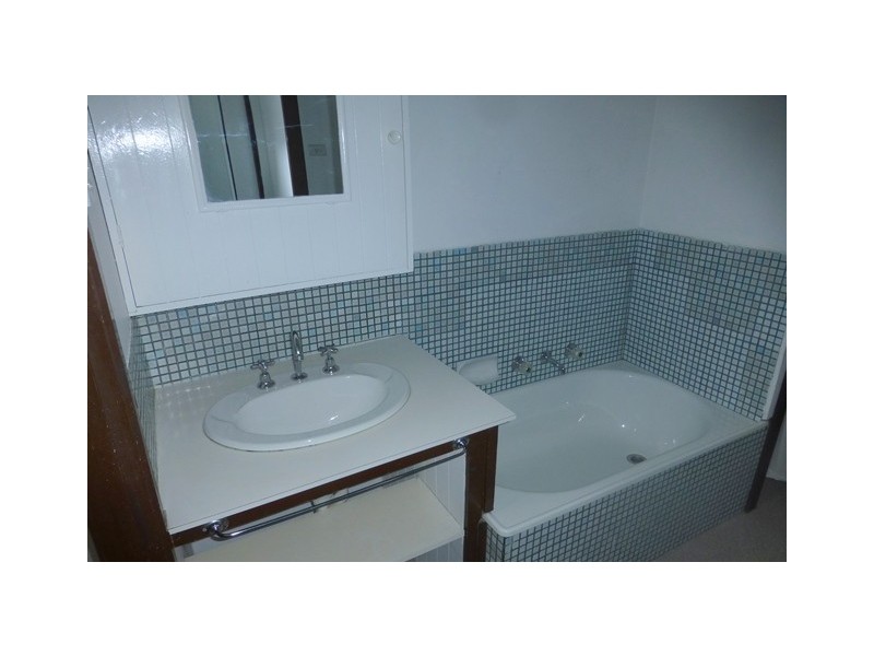 2/105 Fawkner Street, Aberfeldie VIC 3040