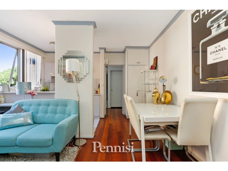 11/25 Daisy Street, Essendon VIC 3040