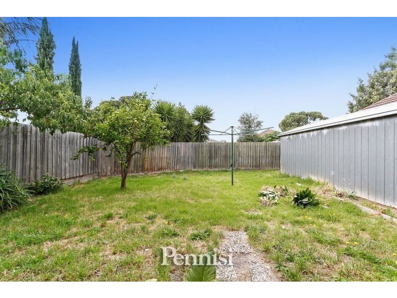 1B Wunnamurra Drive, Keilor East VIC 3033