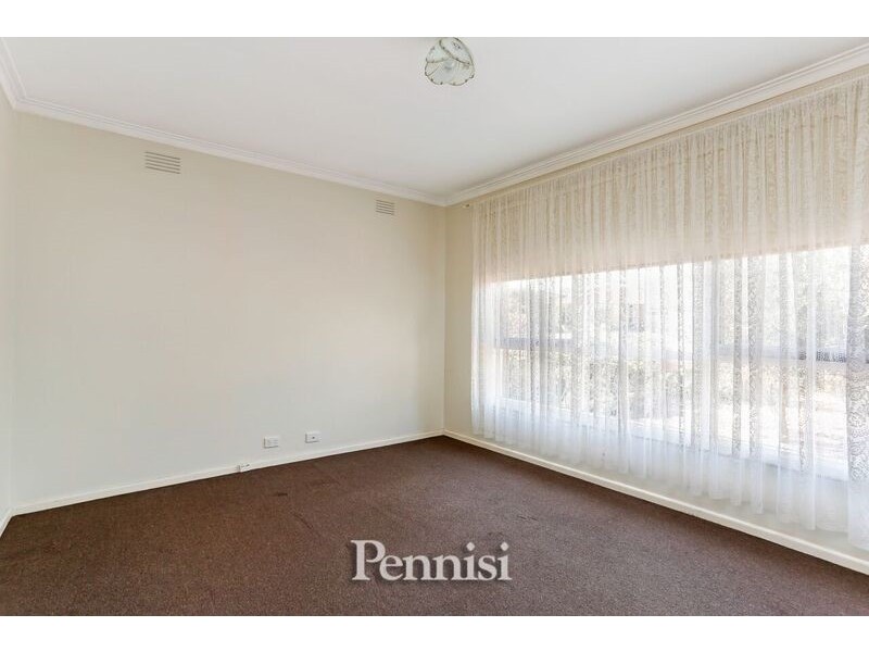 1/7 South Gateway, Avondale Heights VIC 3034