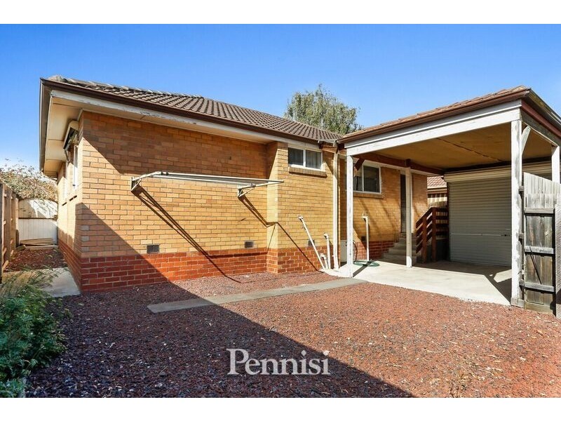 1/7 South Gateway, Avondale Heights VIC 3034
