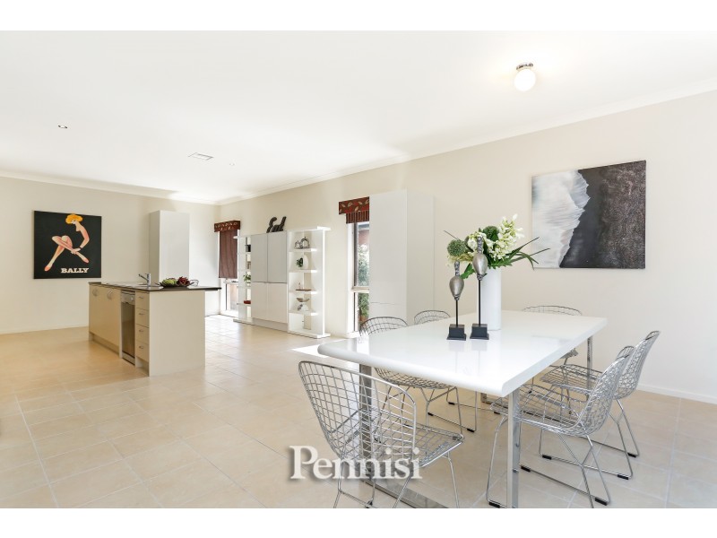 2 Britt Court, Keilor East VIC 3033