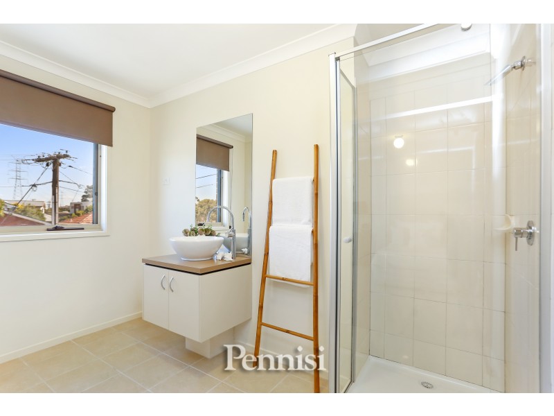 2 Britt Court, Keilor East VIC 3033