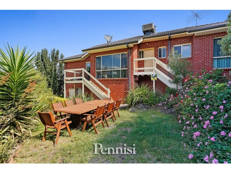 7 Keaki Court, Niddrie VIC 3042