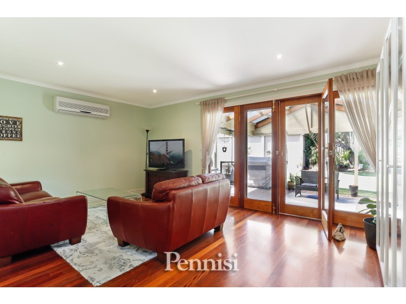 6 Marmal Court, Tullamarine VIC 3043