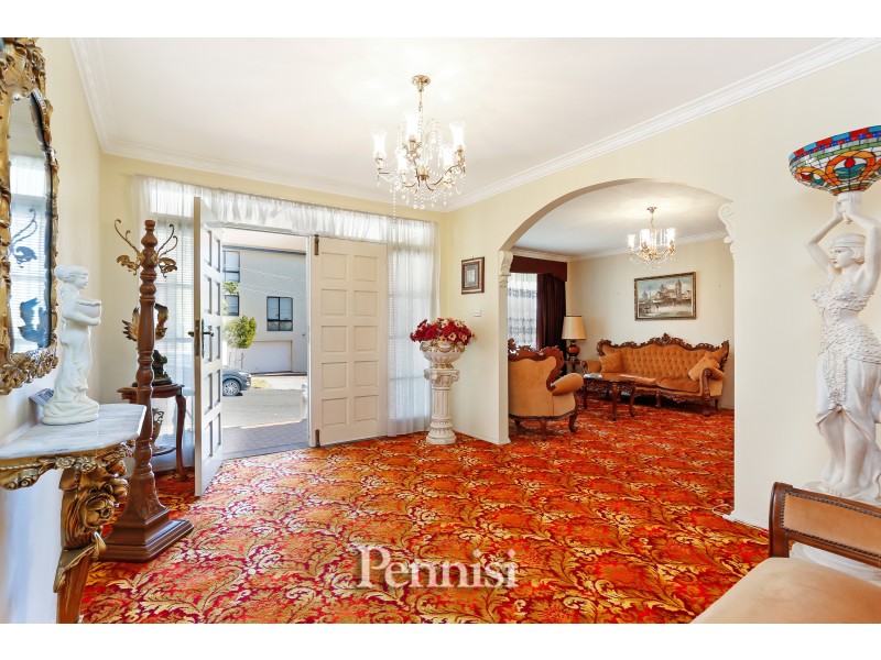 4 Lovett Drive, Avondale Heights VIC 3034